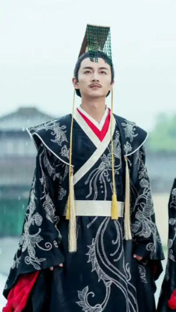 帝王“惧内”真相：解码杨坚与独孤皇后的权力共生体