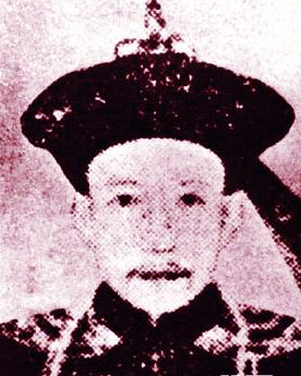 嘉庆忍辱负重是为了什么？仅仅是为了对付和珅吗？