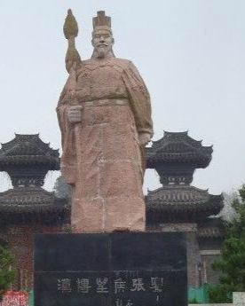 汉武帝派遣张骞出使西域的目的是什么？