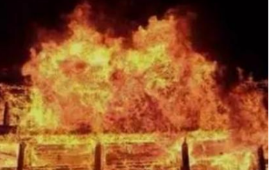 朱元璋火烧庆功楼是真的吗 历史上有没有这件事情 朱元璋火烧庆功楼是真的吗 历史上有没有这件事情