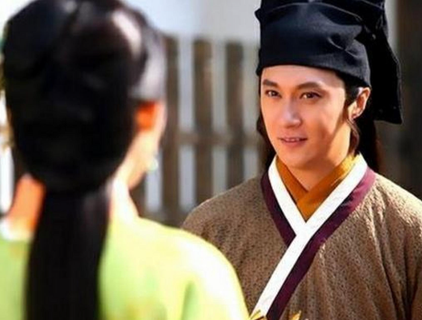 湖上亭畔的离歌：戎昱《移家别湖上亭》的深情絮语