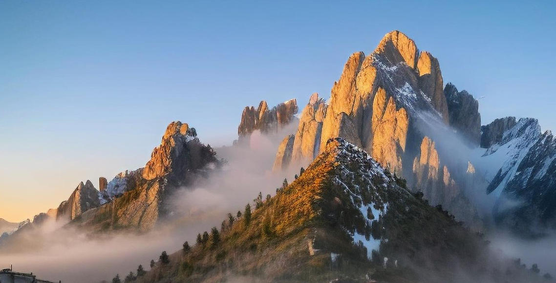 山瓶乳酒下青云指什么生肖  生肖最佳词语解释释义