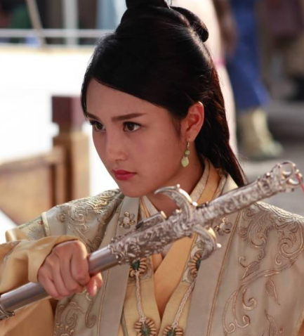 探寻杨容姬之美:历史与文学交织的答案