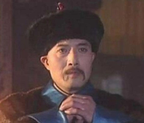 明珠：权掌中枢定乾坤，运筹帷幄平三藩