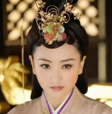 才倾辽宫终蒙尘：萧观音的绝世才情与千古悲冤